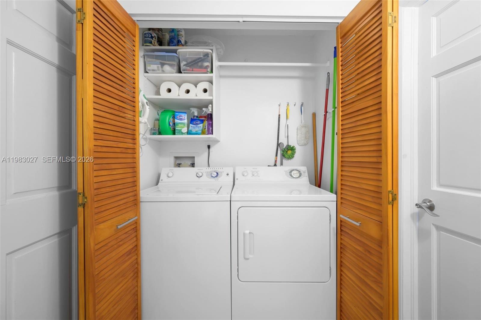 19999 E Country Clb Dr #1406 Aventura, FL 33180