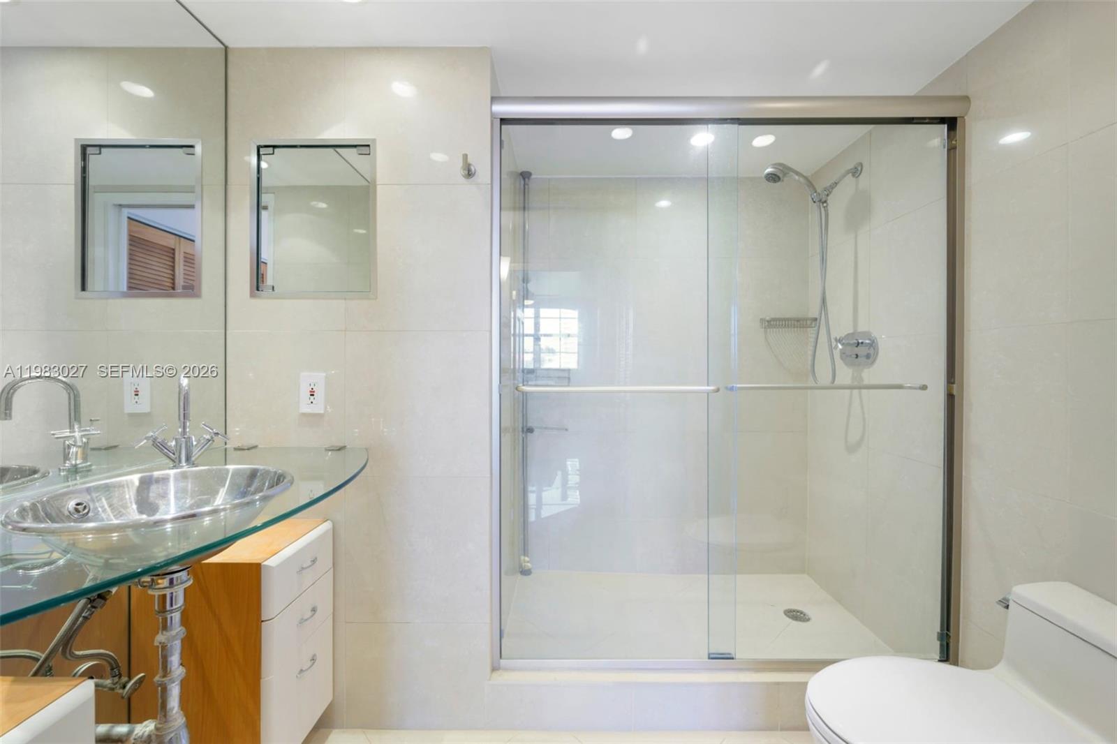 19999 E Country Clb Dr #1406 Aventura, FL 33180