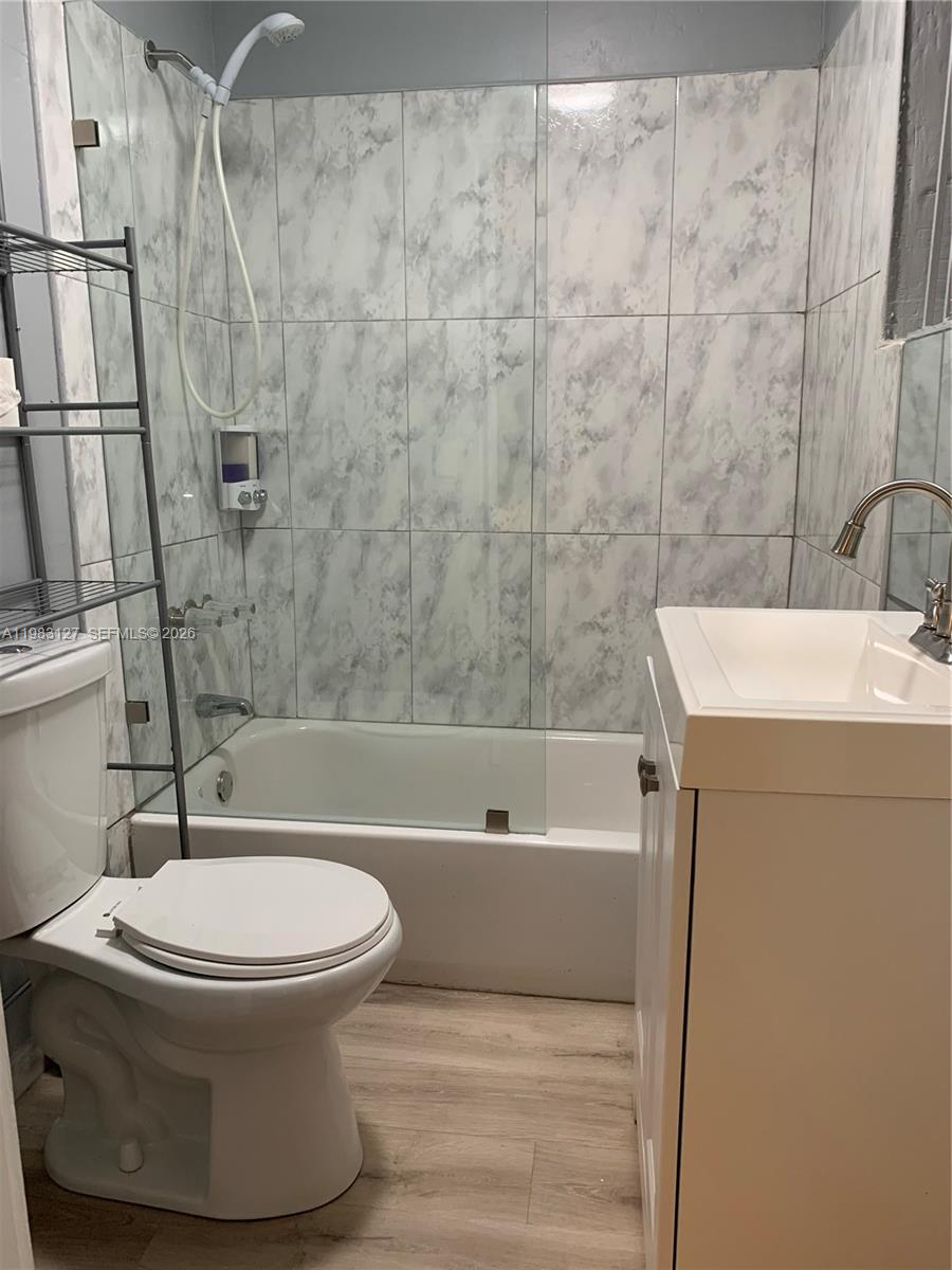 2221 NW 196th Ter #2221 Miami Gardens, FL 33056