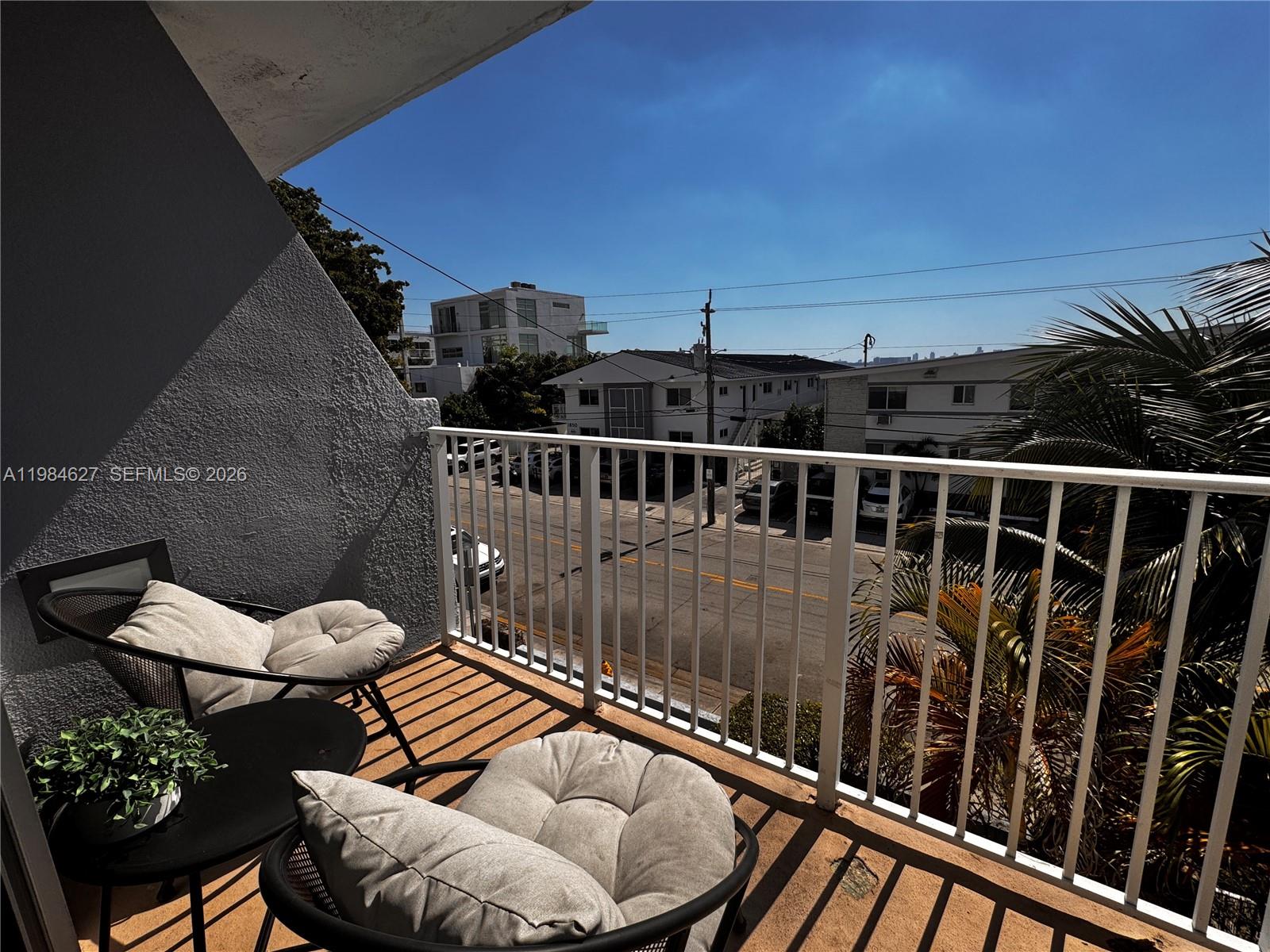 1801 S Treasure Dr #324