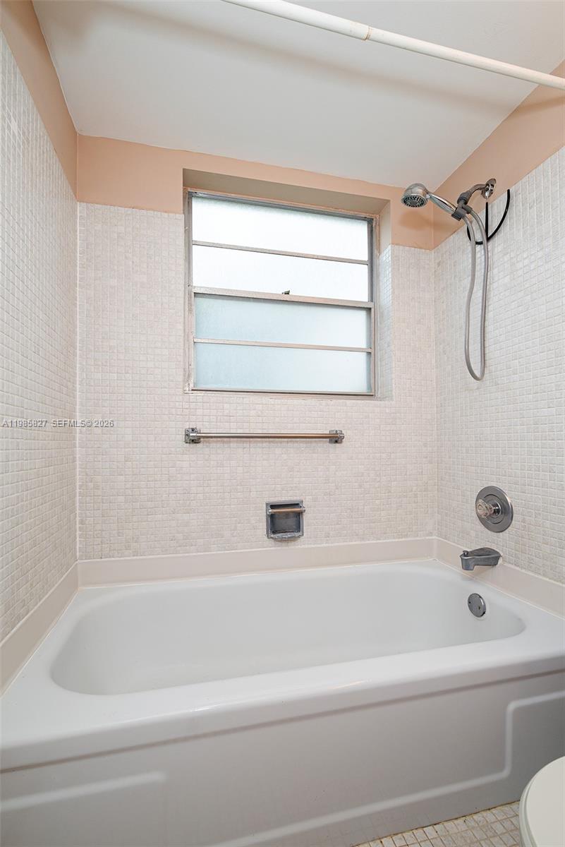 418 Sheffield Q #418 West Palm Beach, FL 33417