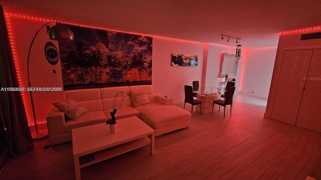 image Mirador 1000 (South Tower)22