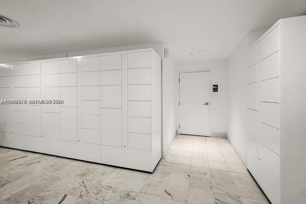 image Mirador 1000 (South Tower)41