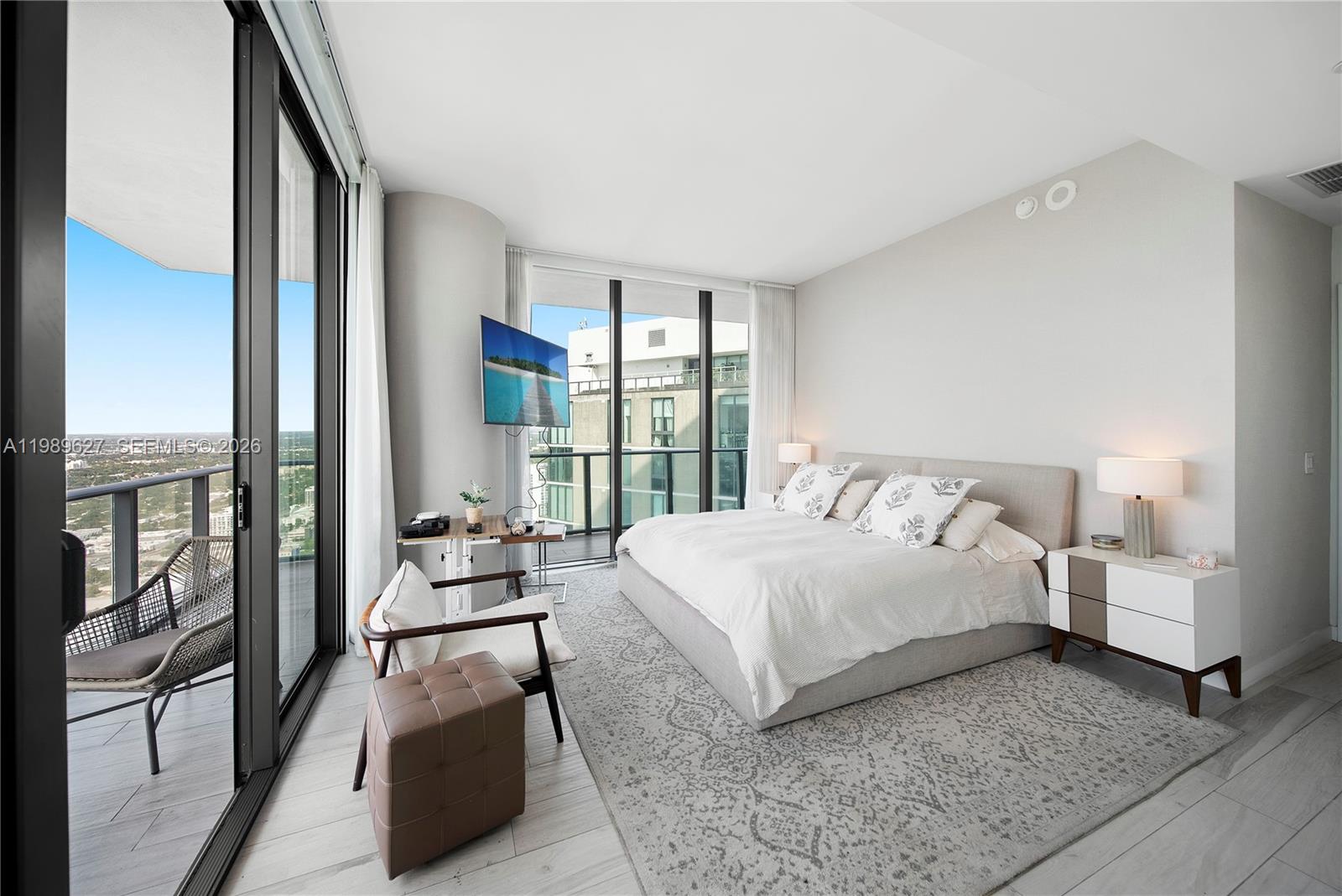 480 NE 31st St #4907 Miami, FL 33137