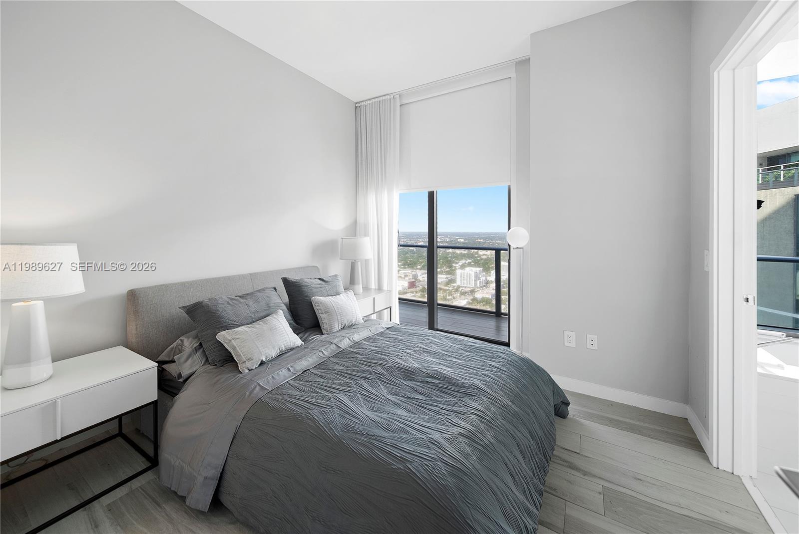 480 NE 31st St #4907 Miami, FL 33137