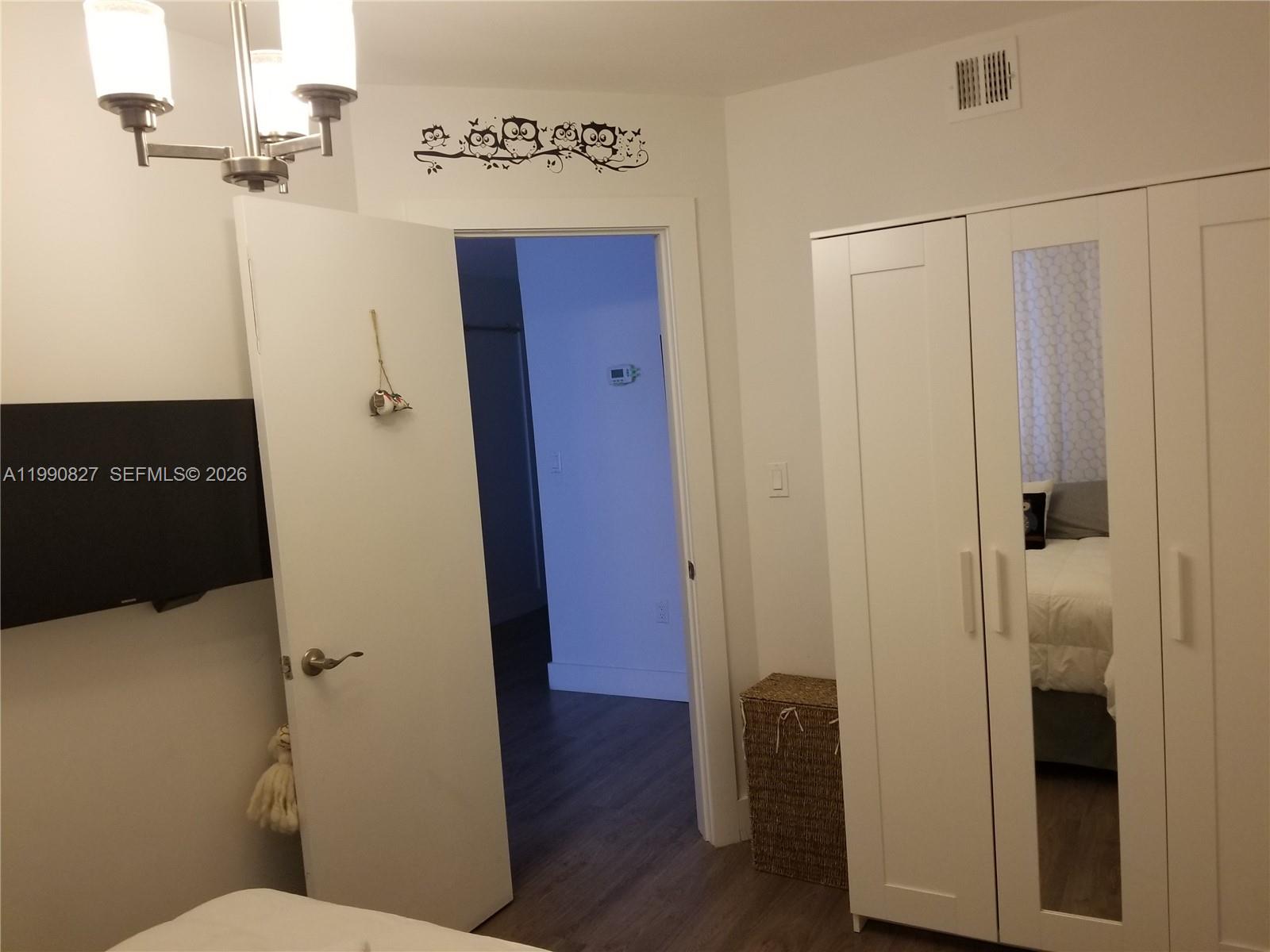 1075 93rd St #206 Bay Harbor Islands, FL 33154