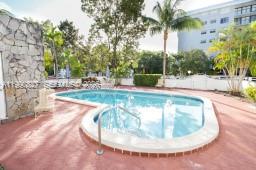 1075 93rd St #206 Bay Harbor Islands, FL 33154