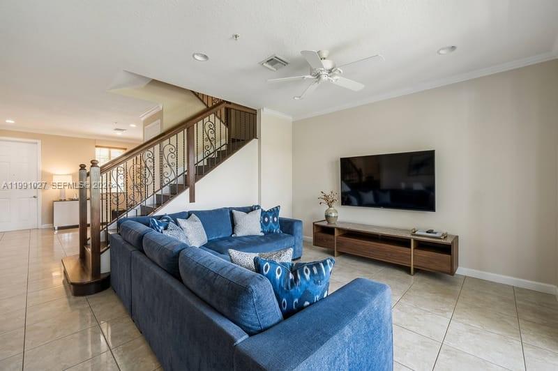 3055 NW 126th Ave Sunrise, FL 33323