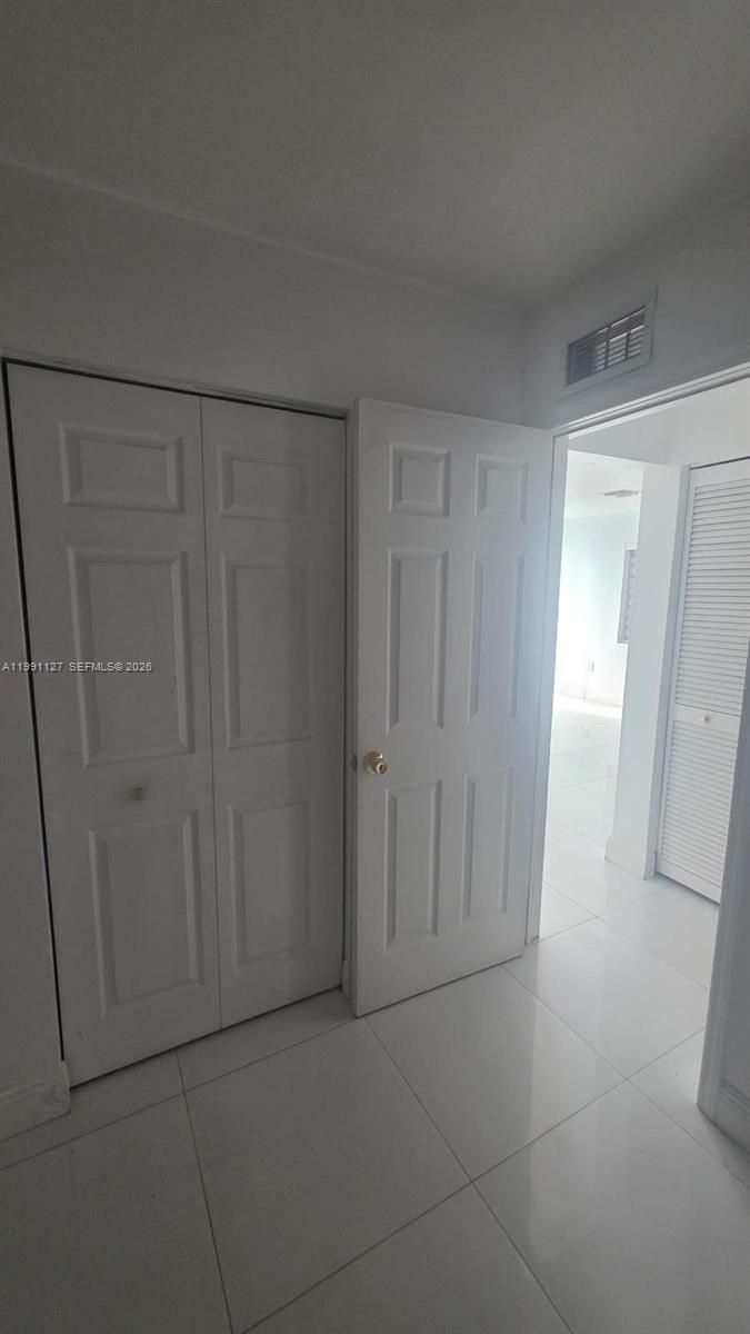 4680 NE 2nd Ave Oakland Park, FL 33334