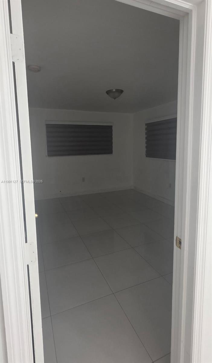 4680 NE 2nd Ave Oakland Park, FL 33334