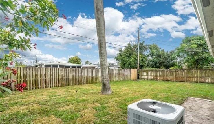 4680 NE 2nd Ave Oakland Park, FL 33334