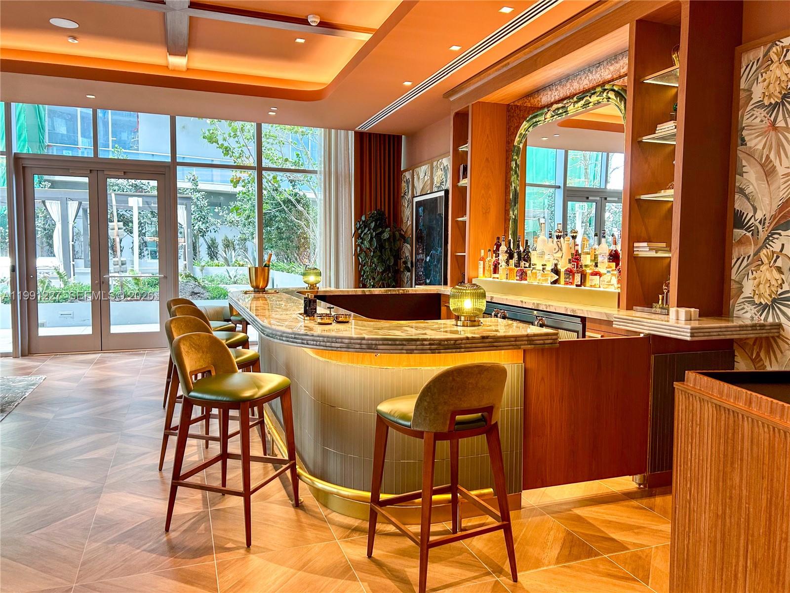 77 SE 5th #3614 Miami, FL 33131