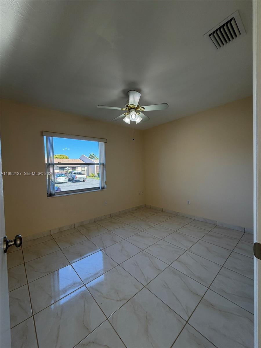 11938 SW 122nd Ct Miami, FL 33186