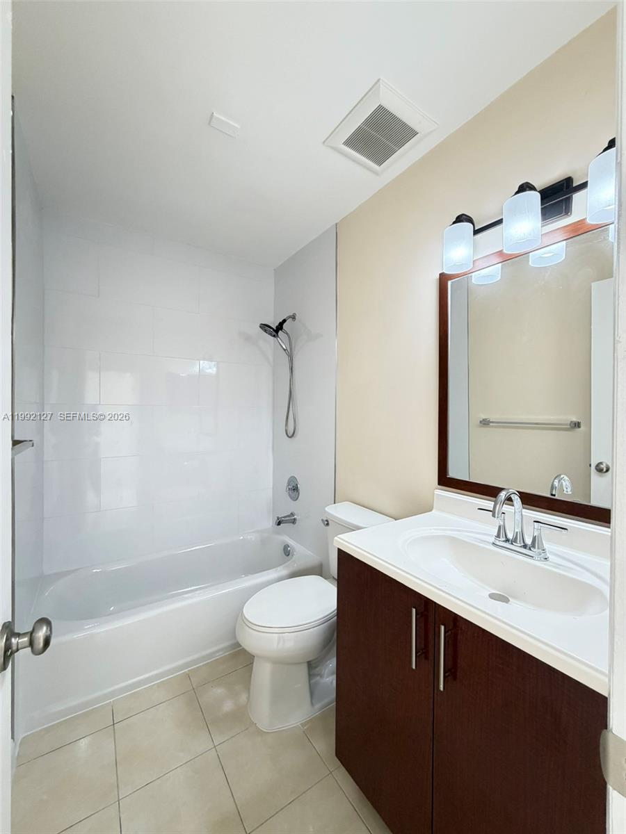 11938 SW 122nd Ct Miami, FL 33186