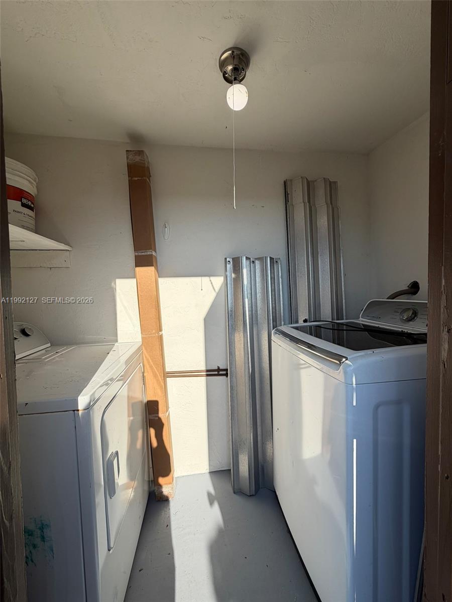 11938 SW 122nd Ct Miami, FL 33186