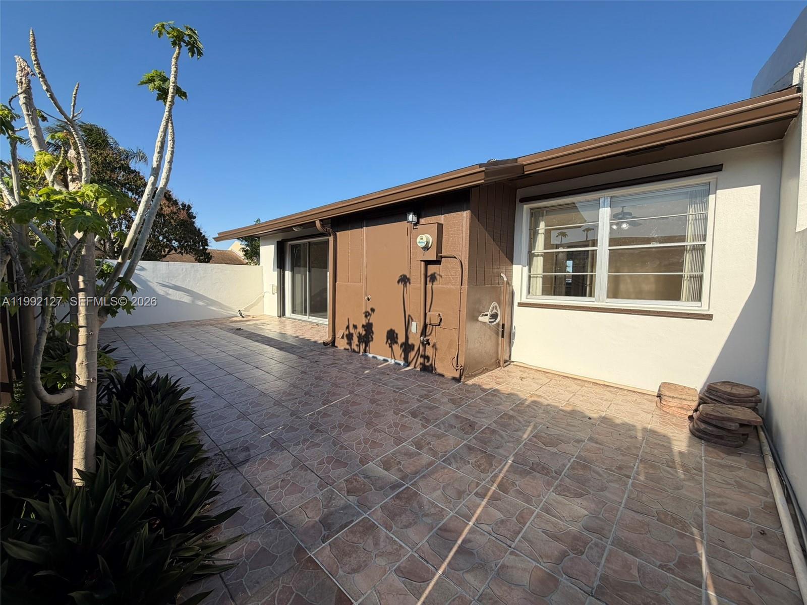 11938 SW 122nd Ct Miami, FL 33186