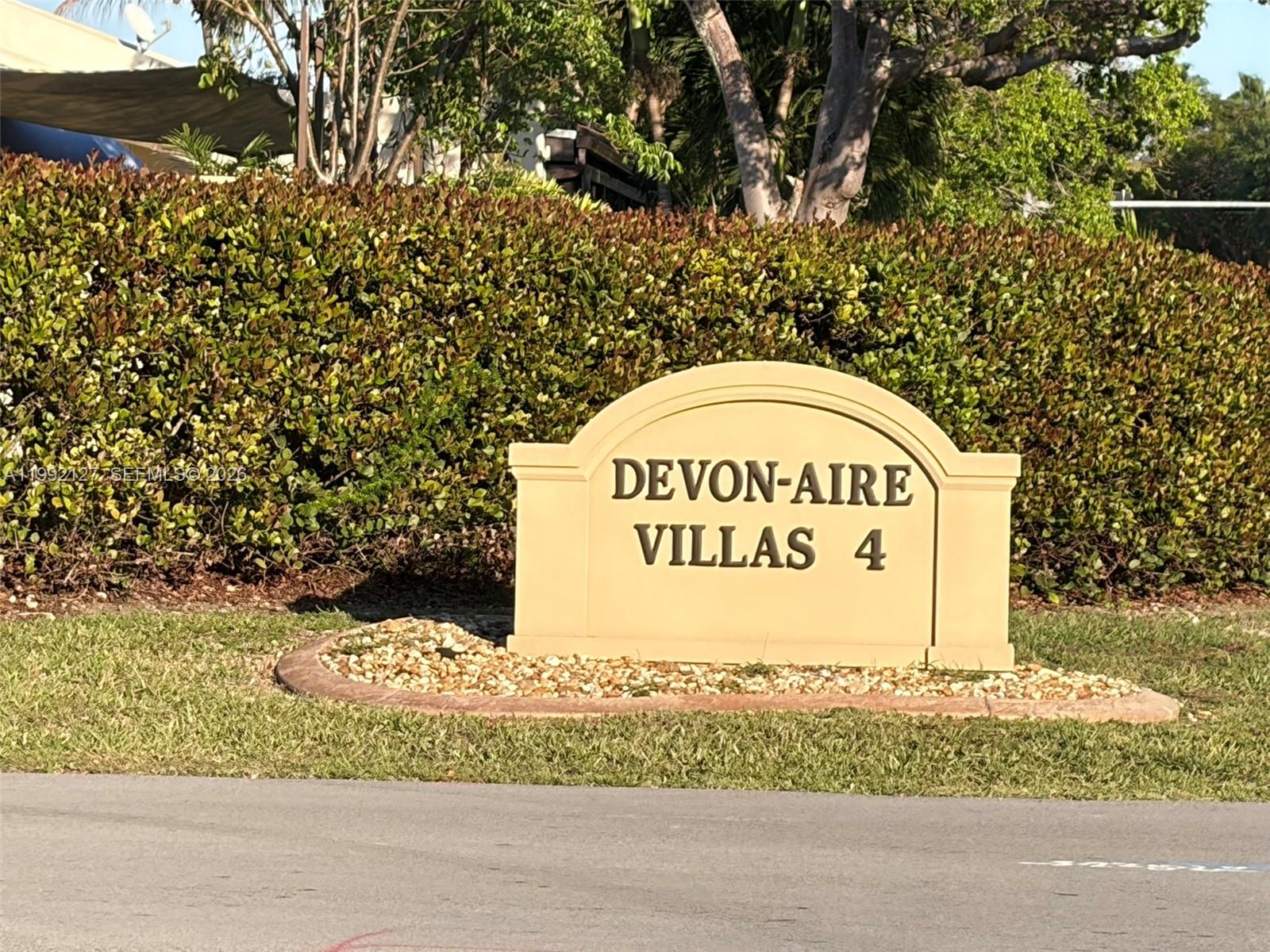 11938 SW 122nd Ct Miami, FL 33186