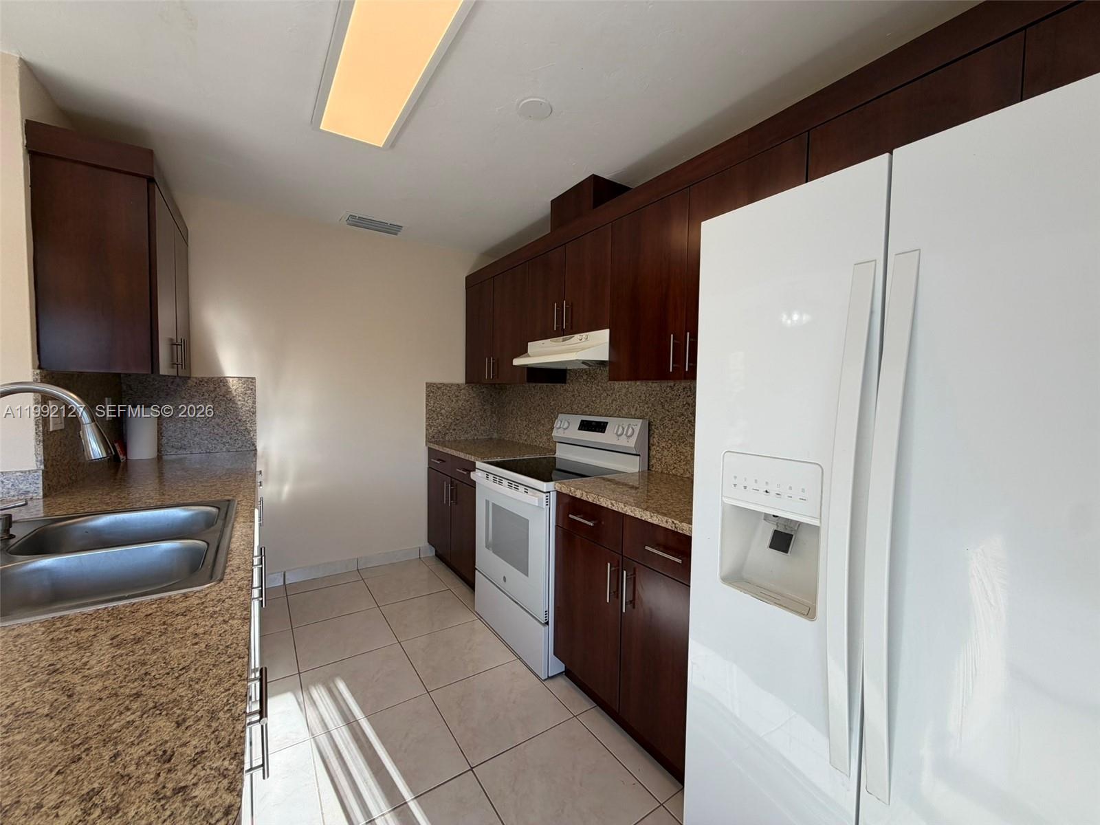 11938 SW 122nd Ct Miami, FL 33186