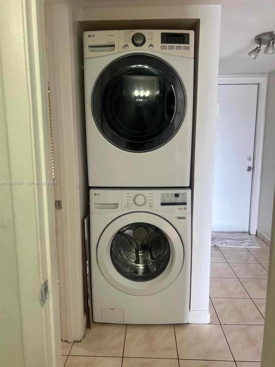 6465 W 27th Ave #43-202 Hialeah, FL 33016