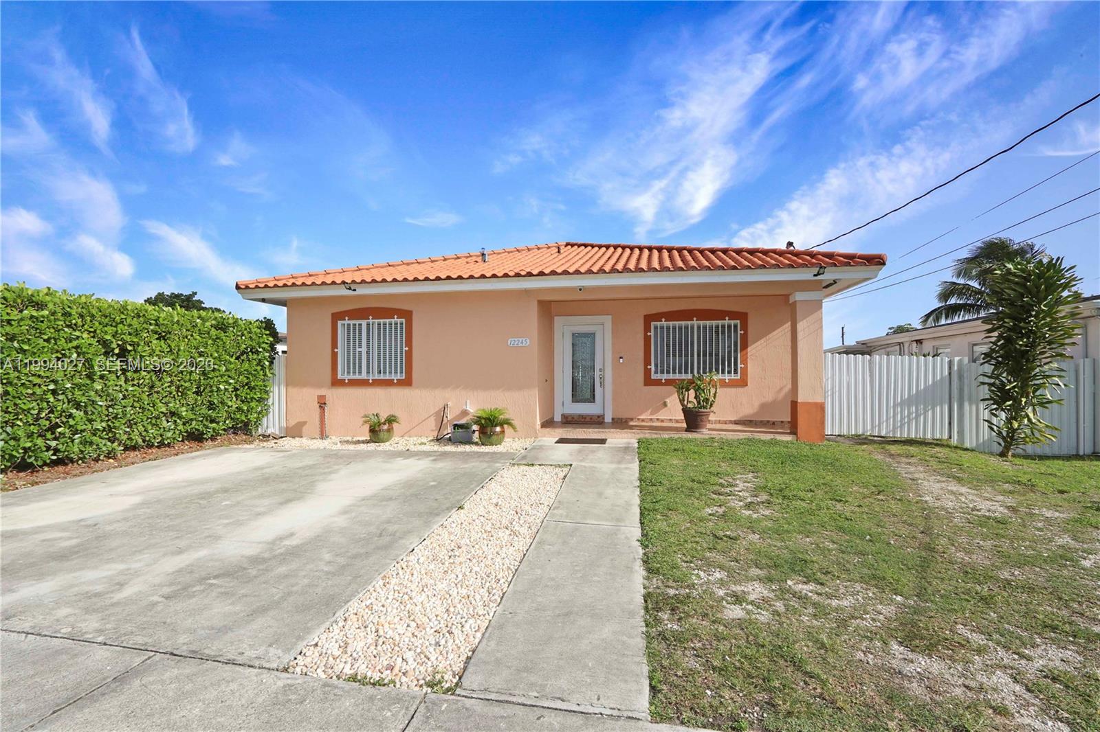 12245 SW 218th St Miami, FL 33170