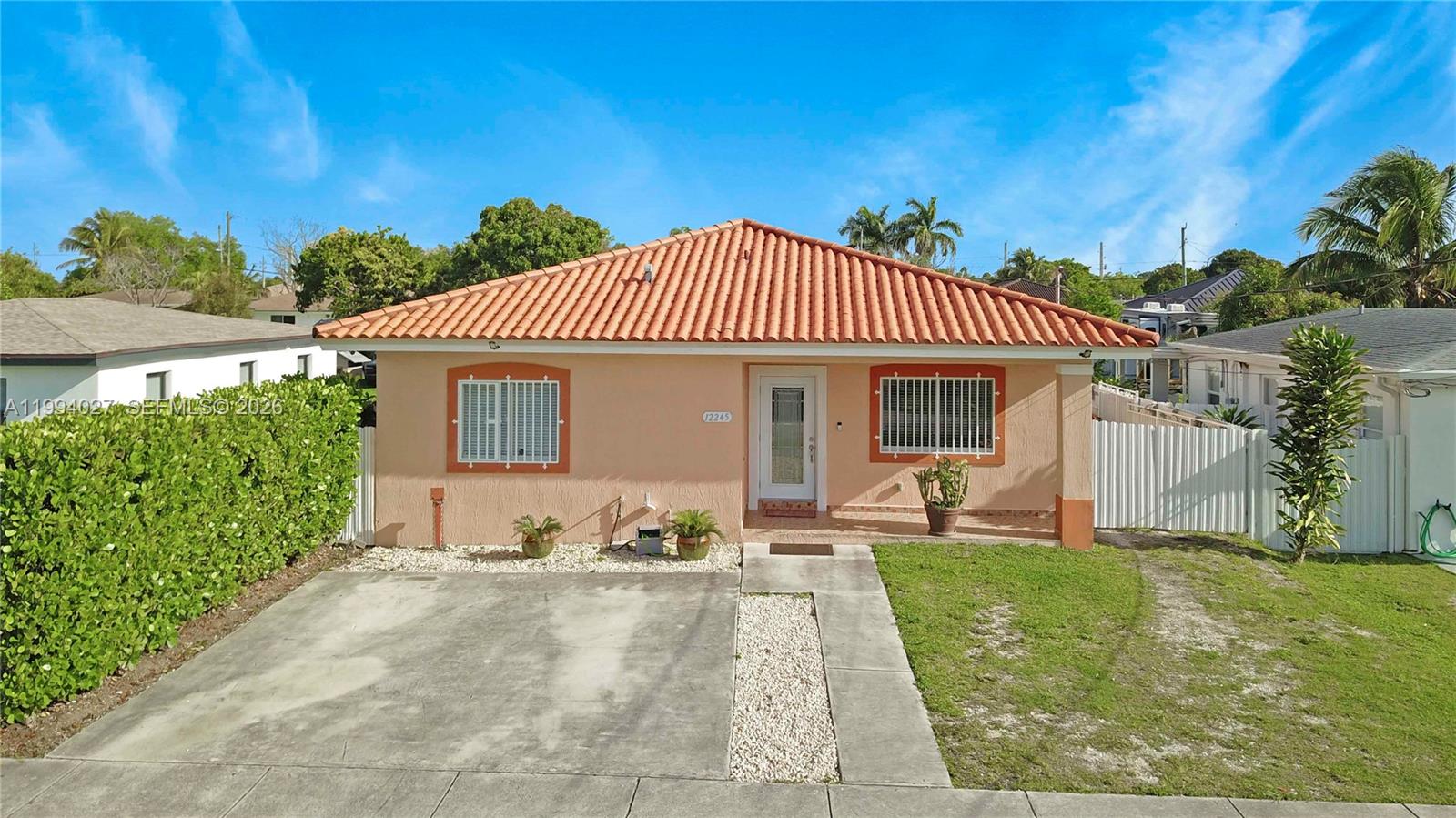 12245 SW 218th St Miami, FL 33170