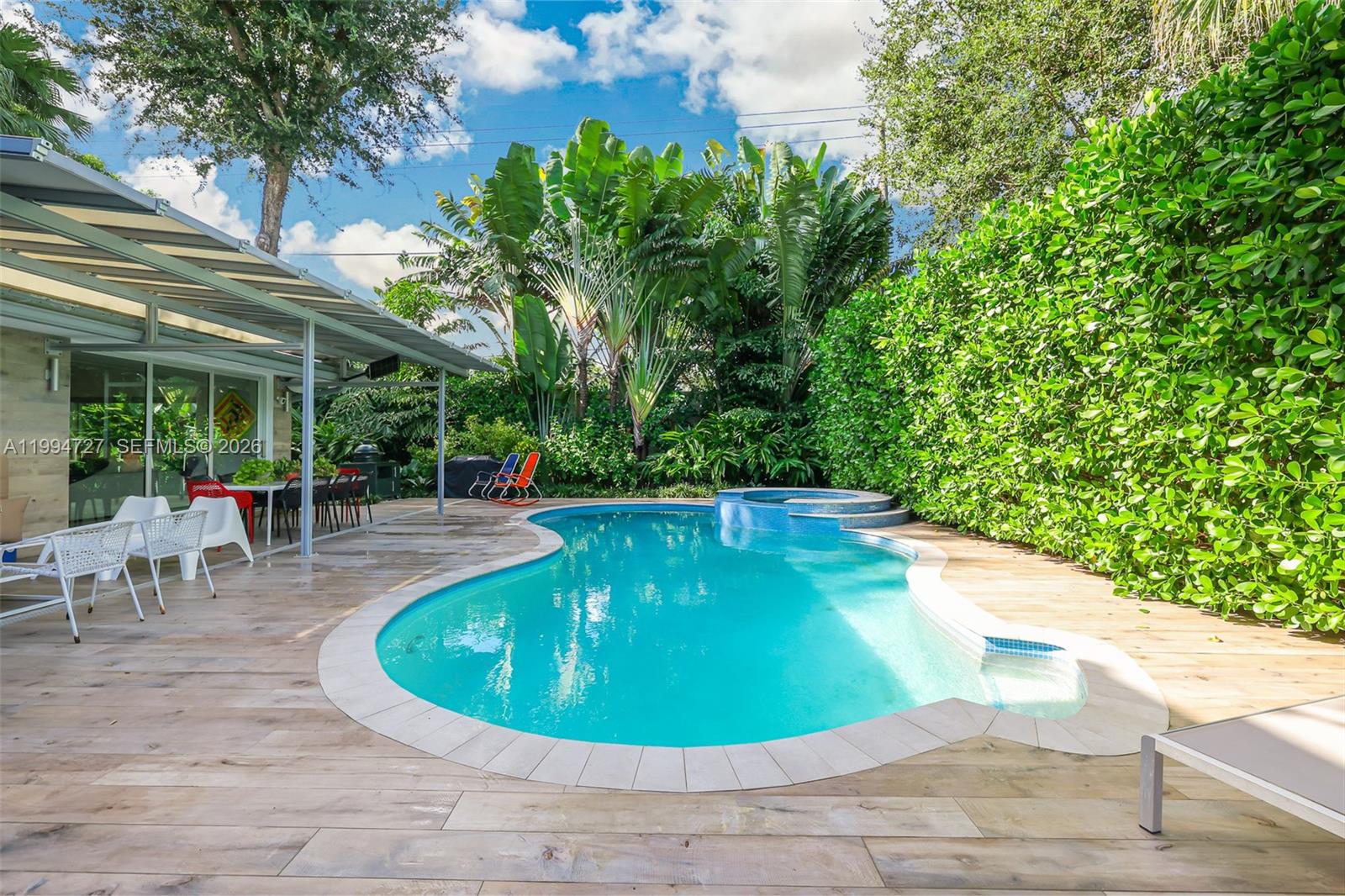 79 W Shore Dr Miami, FL 33133