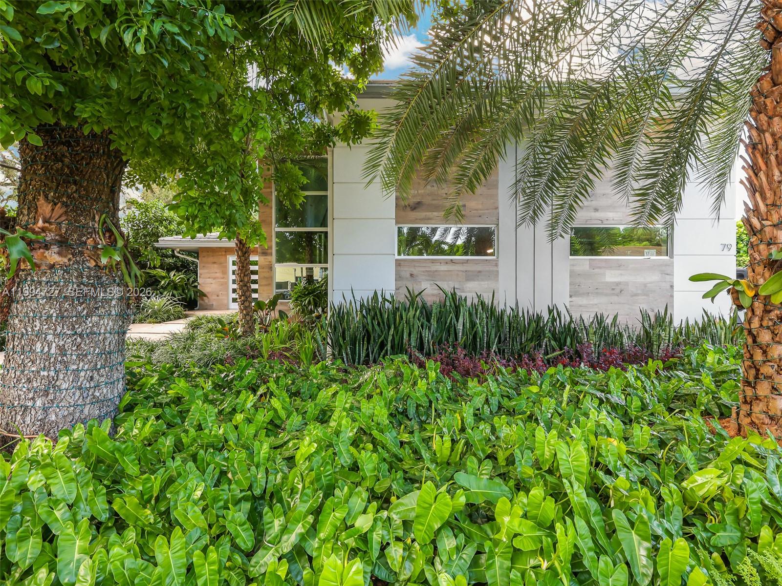 79 W Shore Dr Miami, FL 33133