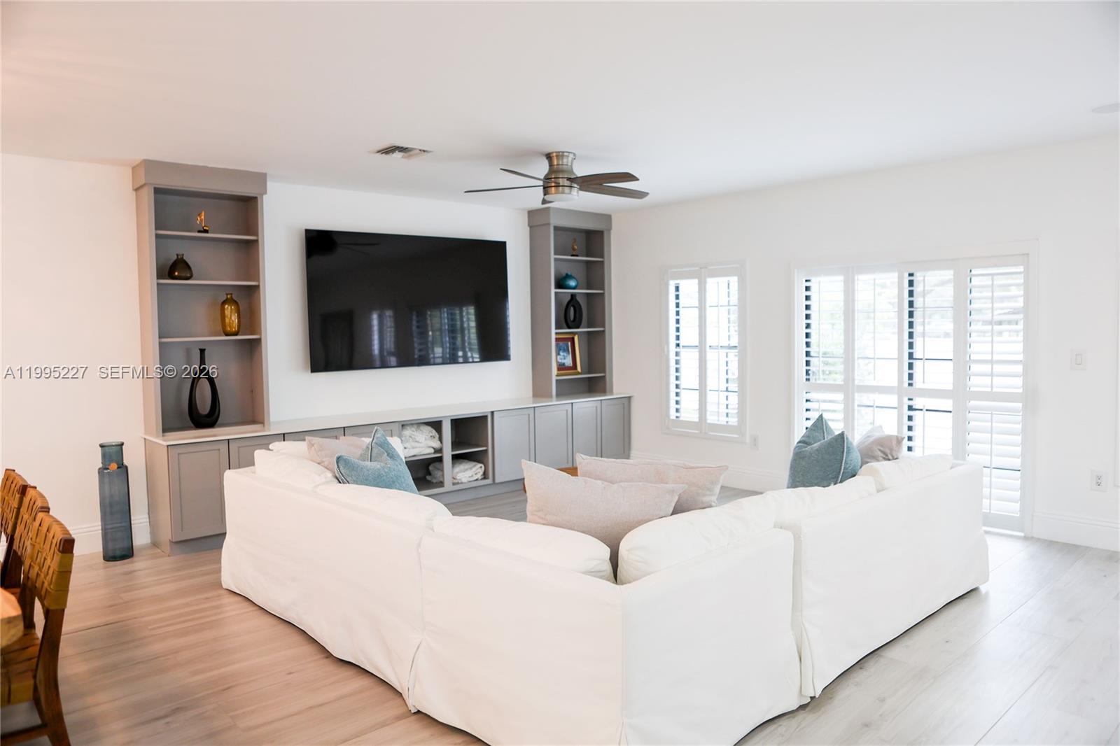 2948 Hidden Harbour Ct