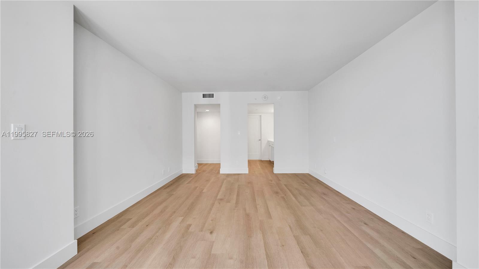 555 NE 34th St #1404 Miami, FL 33137