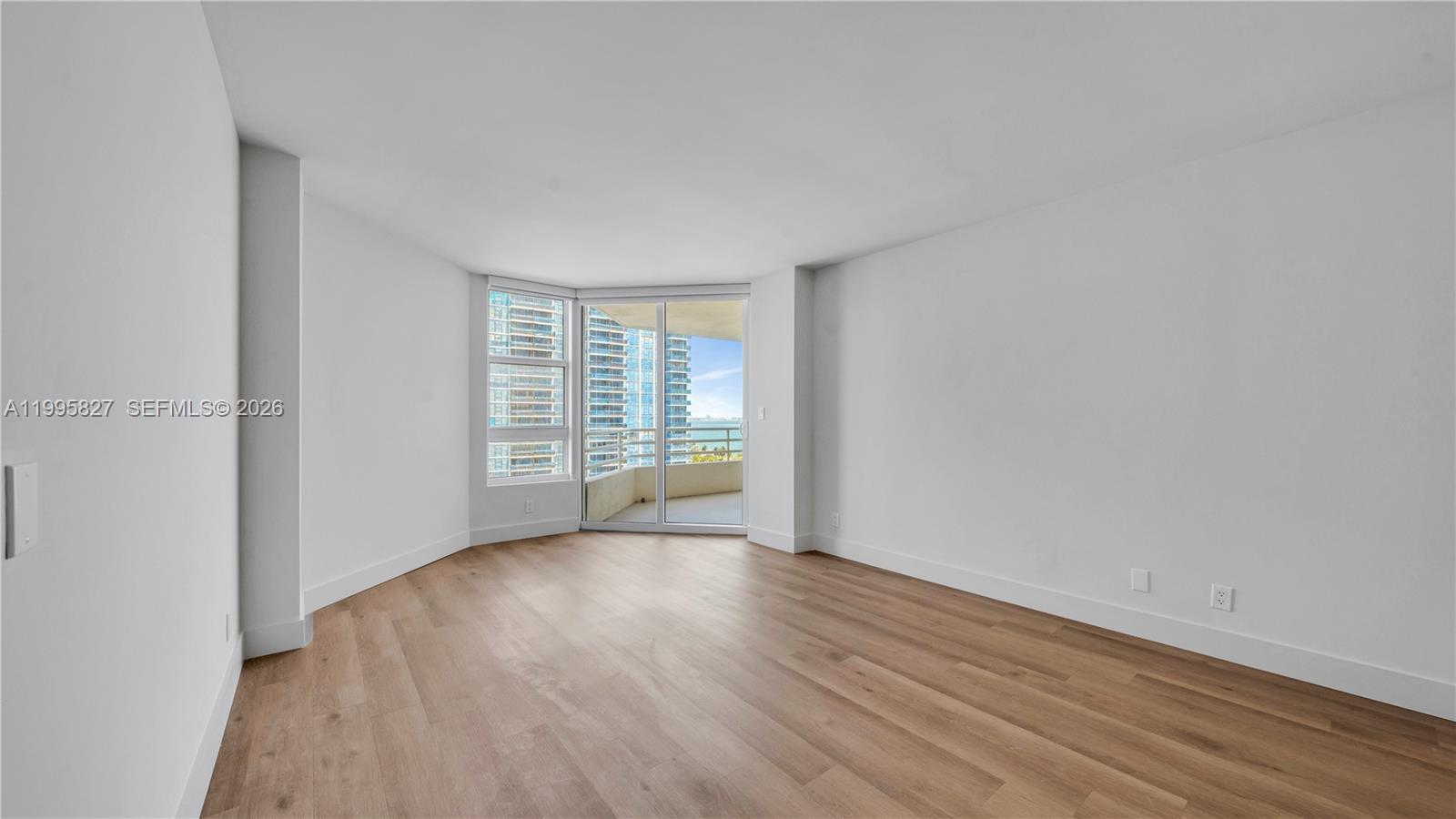 555 NE 34th St #1404 Miami, FL 33137