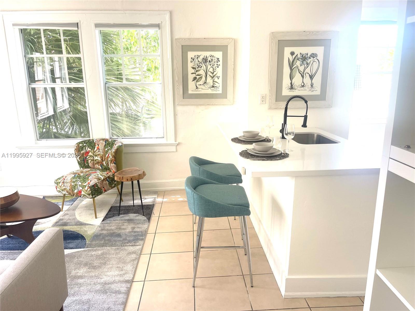 1611 Michigan Ave #27