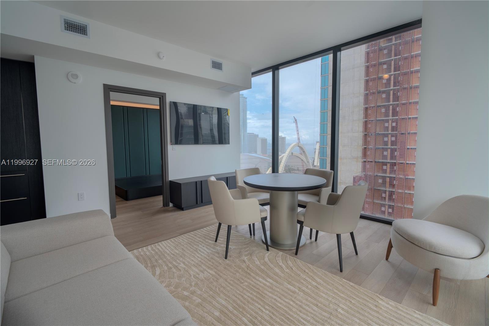 20 NE 11th St #2308 Miami, FL 33132