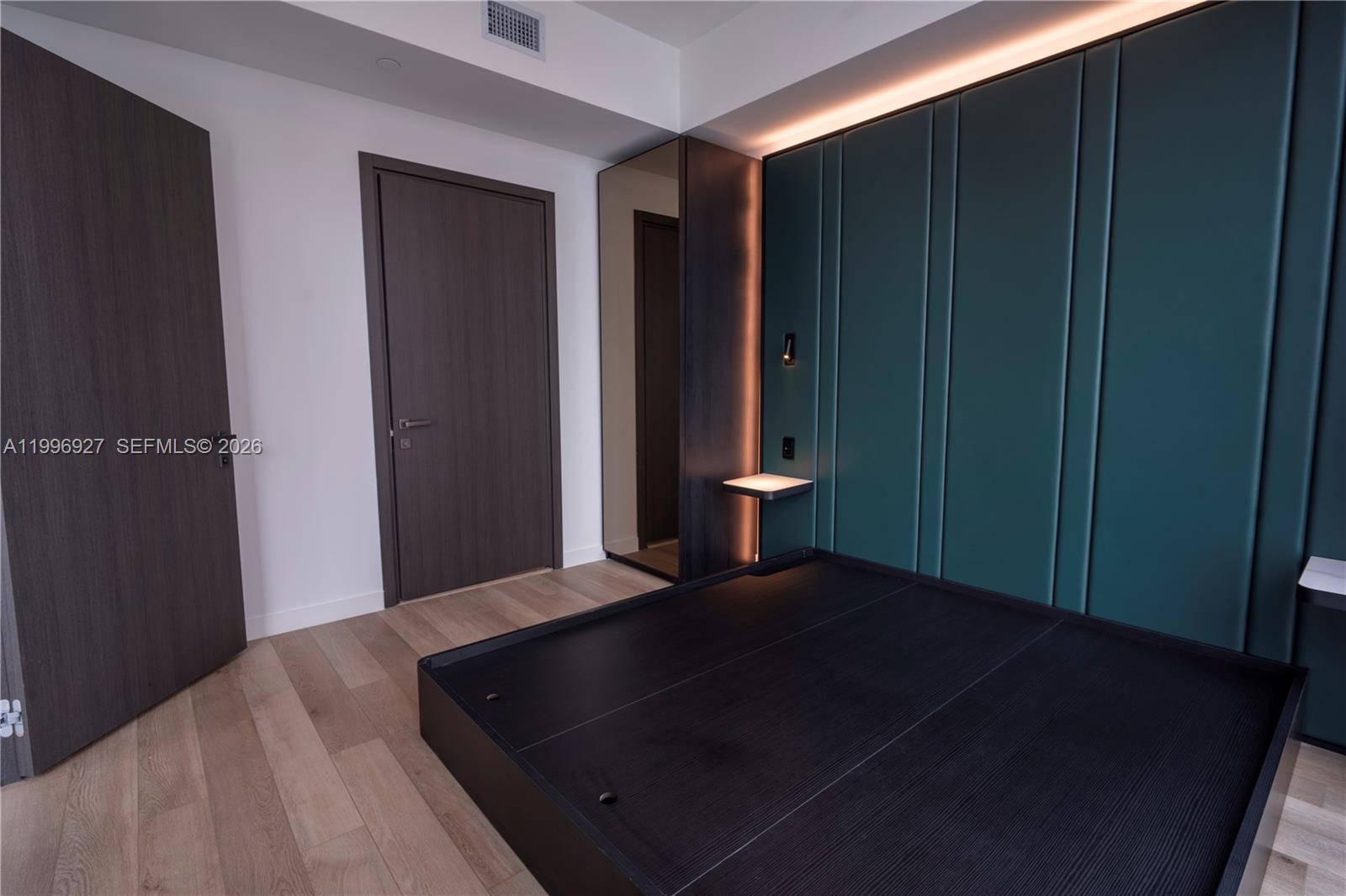 20 NE 11th St #2308 Miami, FL 33132