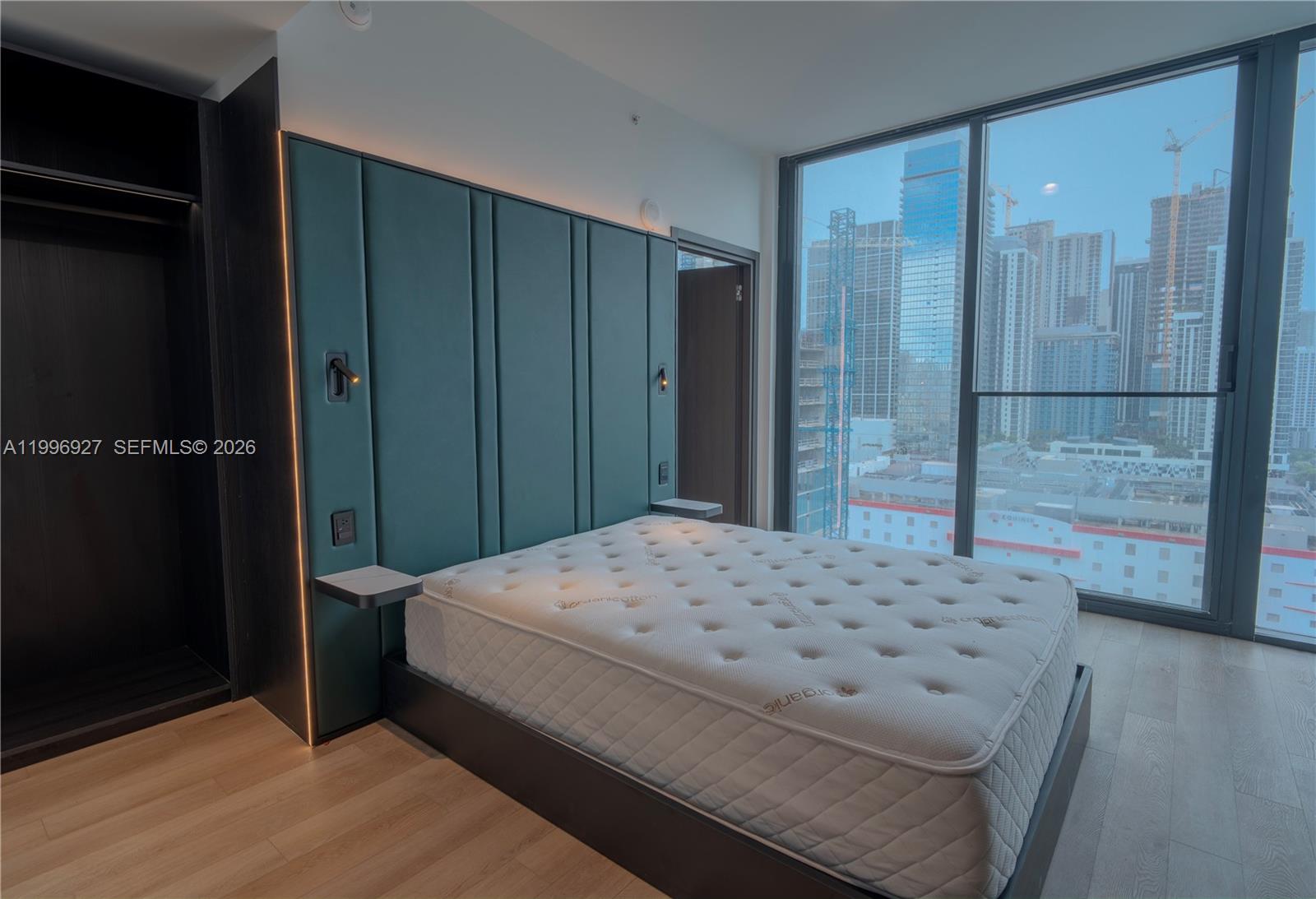 20 NE 11th St #2308 Miami, FL 33132