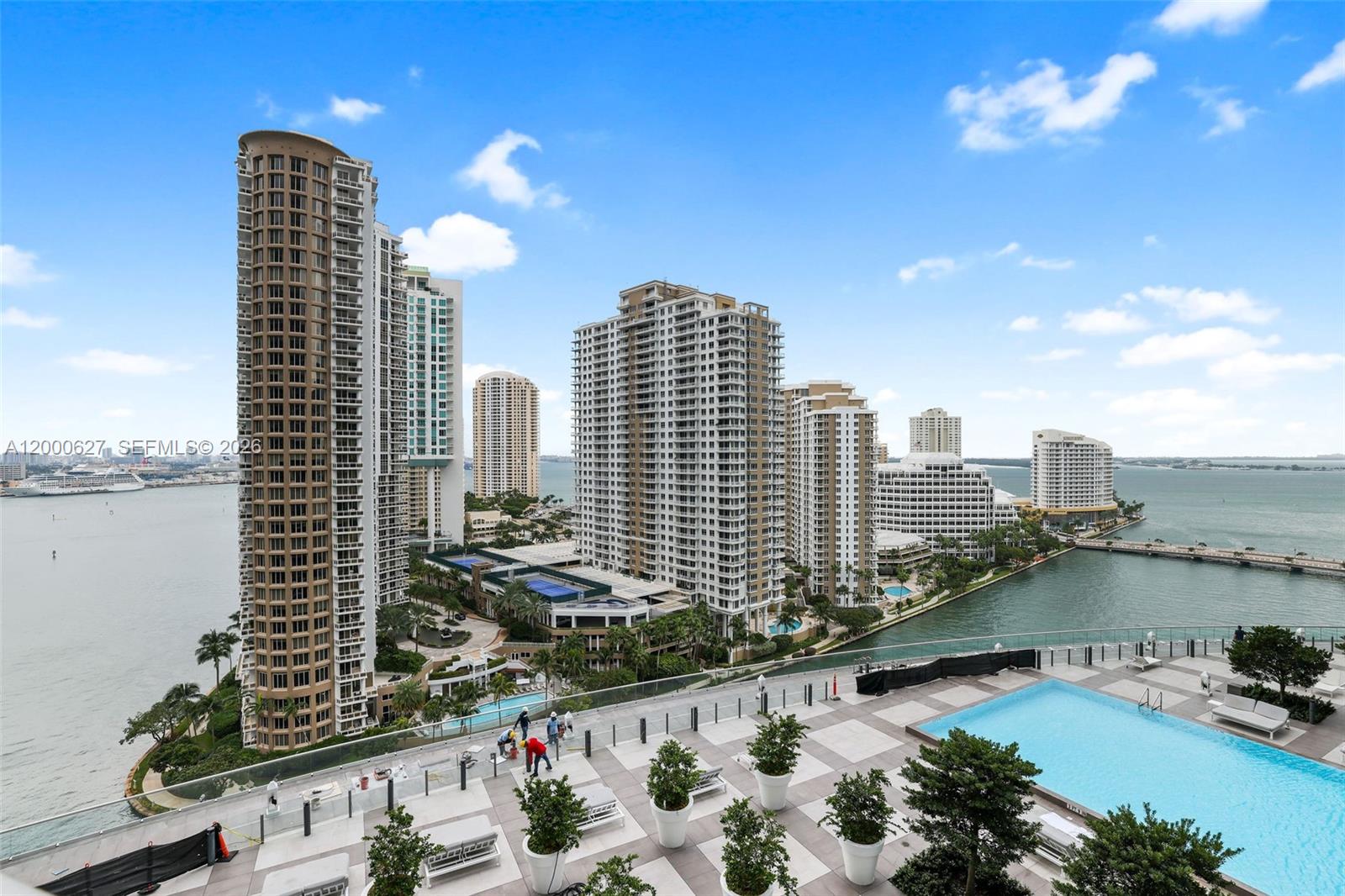 465 Brickell Ave #1805