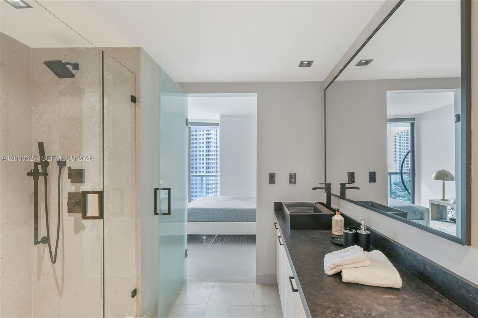 image Icon Brickell I17
