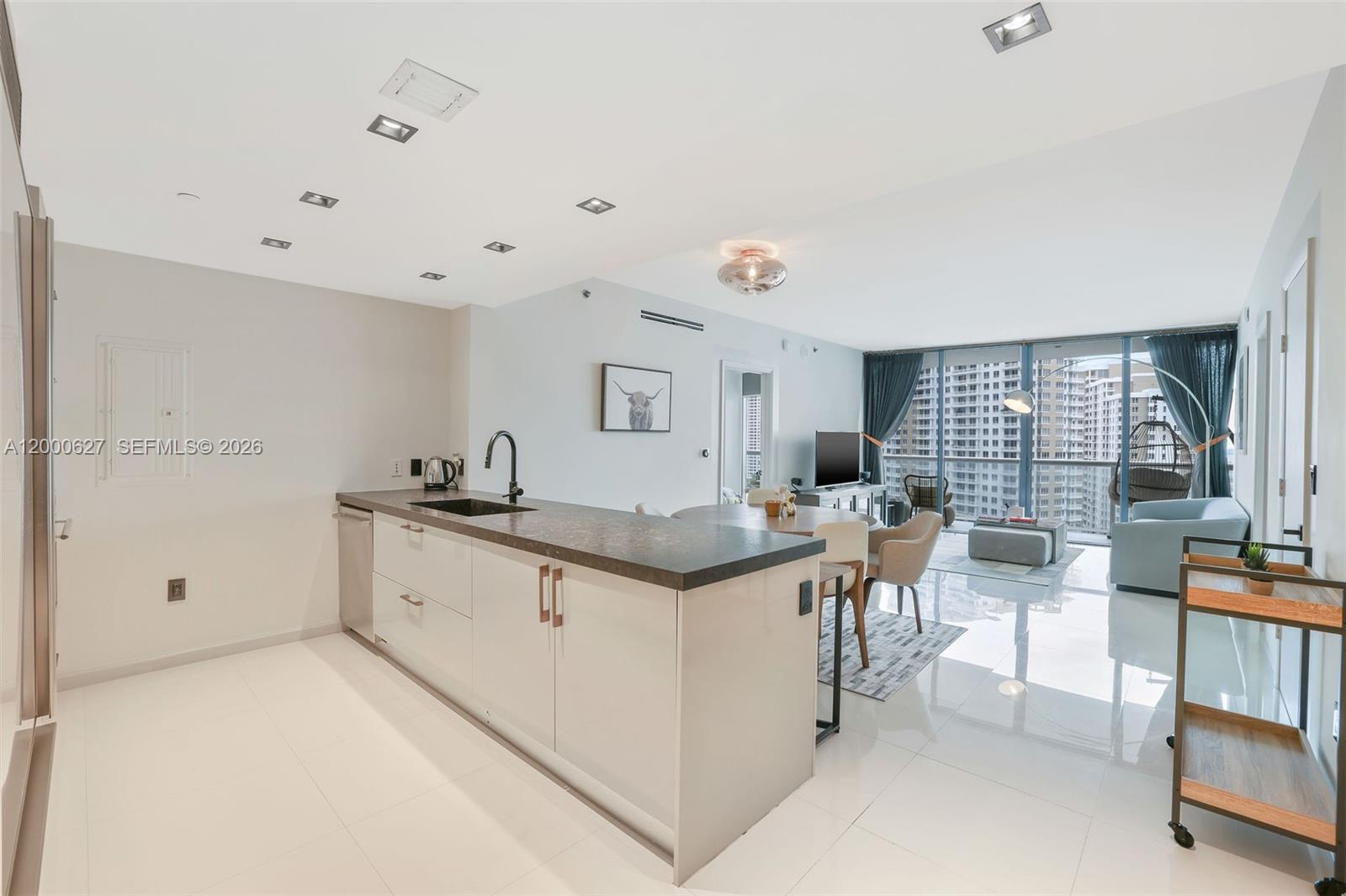image Icon Brickell I1