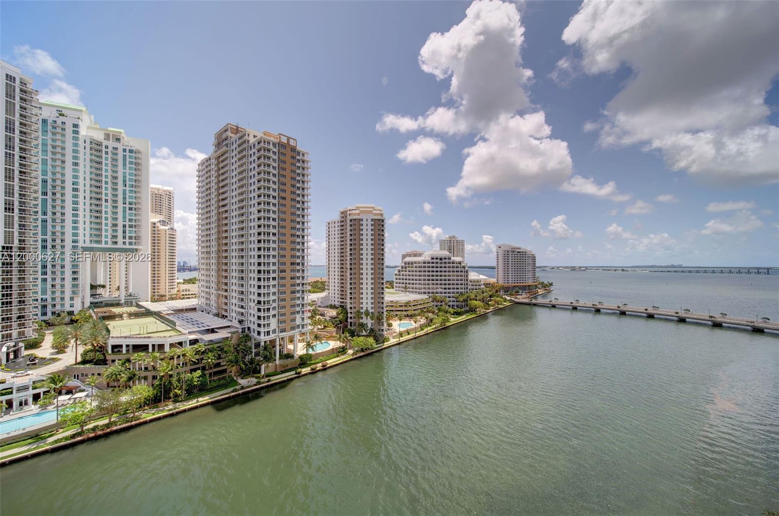 image Icon Brickell I45