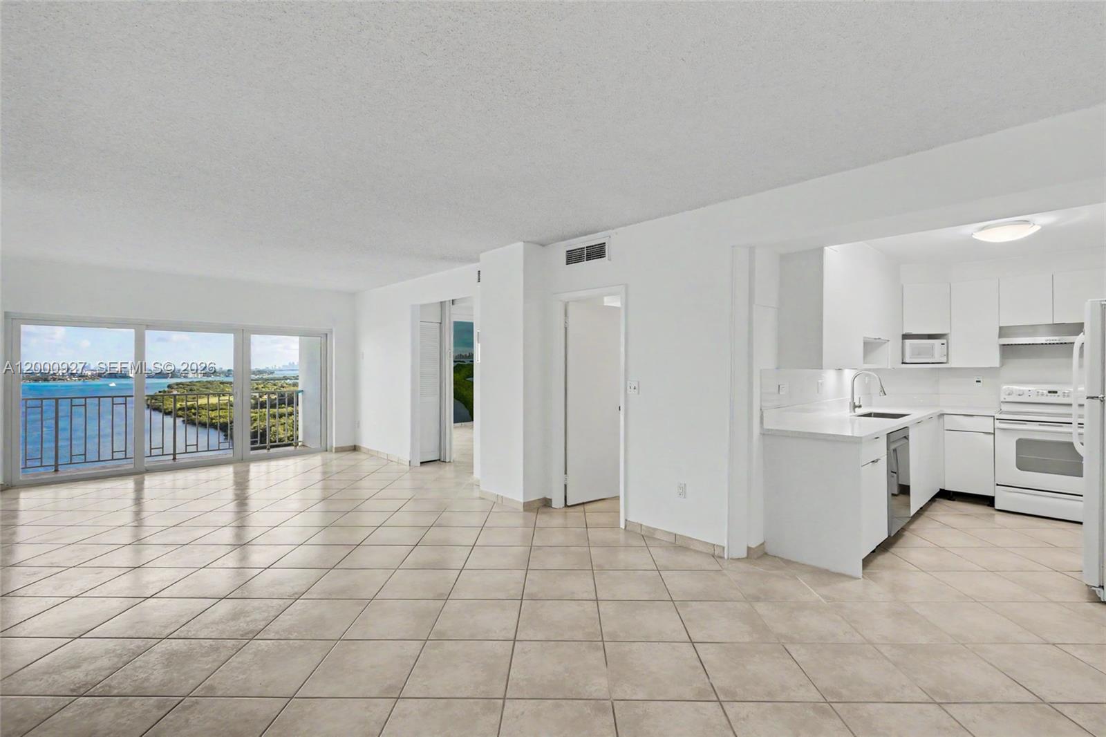 image Arlen House West11