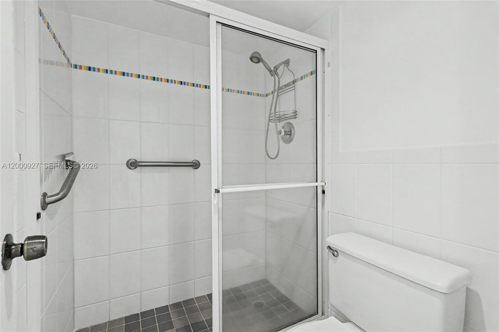 image Arlen House West33