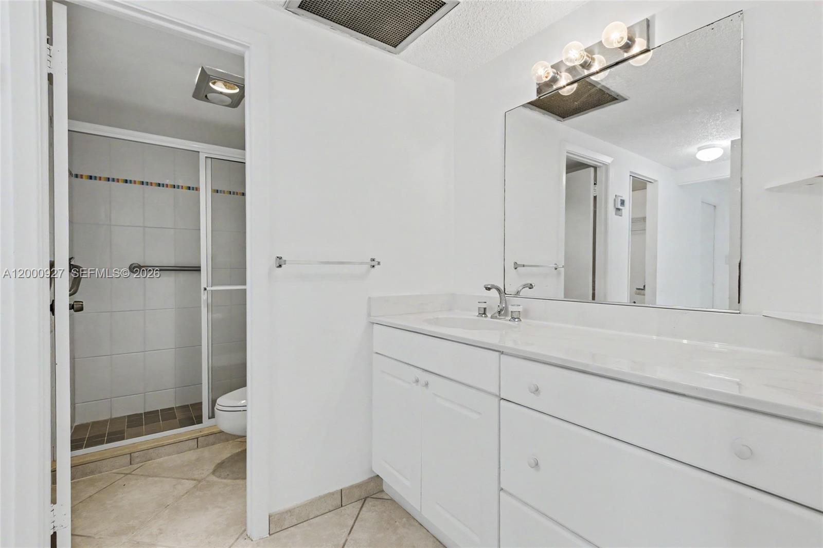 image Arlen House West34
