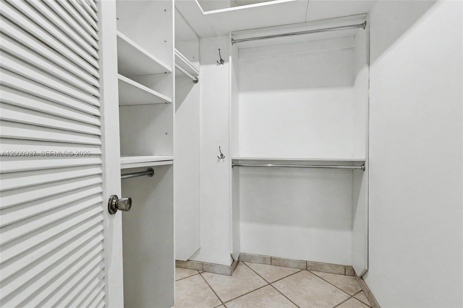image Arlen House West39