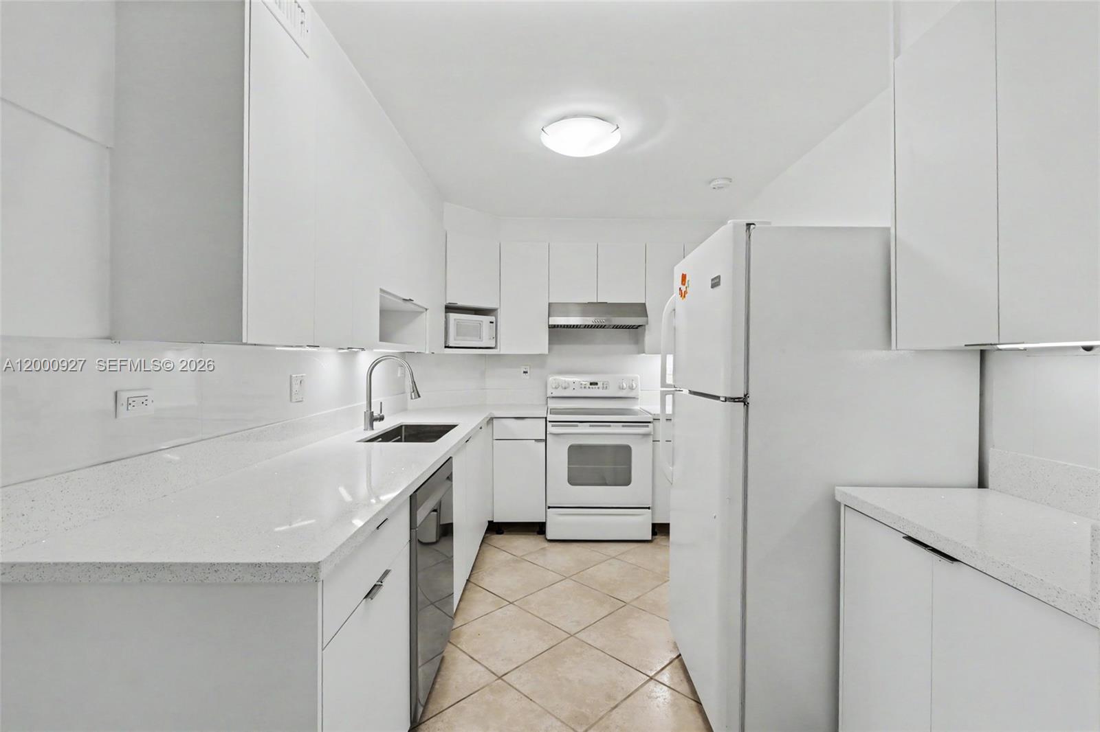 image Arlen House West42
