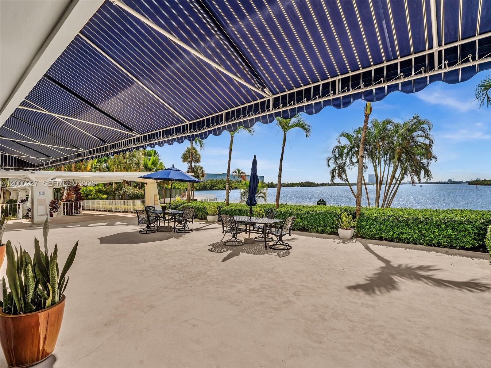 image Arlen House West4