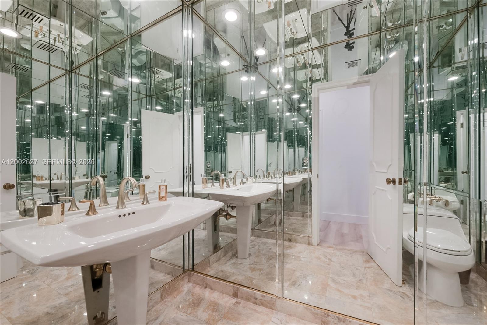 11401 SW 67th Ave Pinecrest, FL 33156