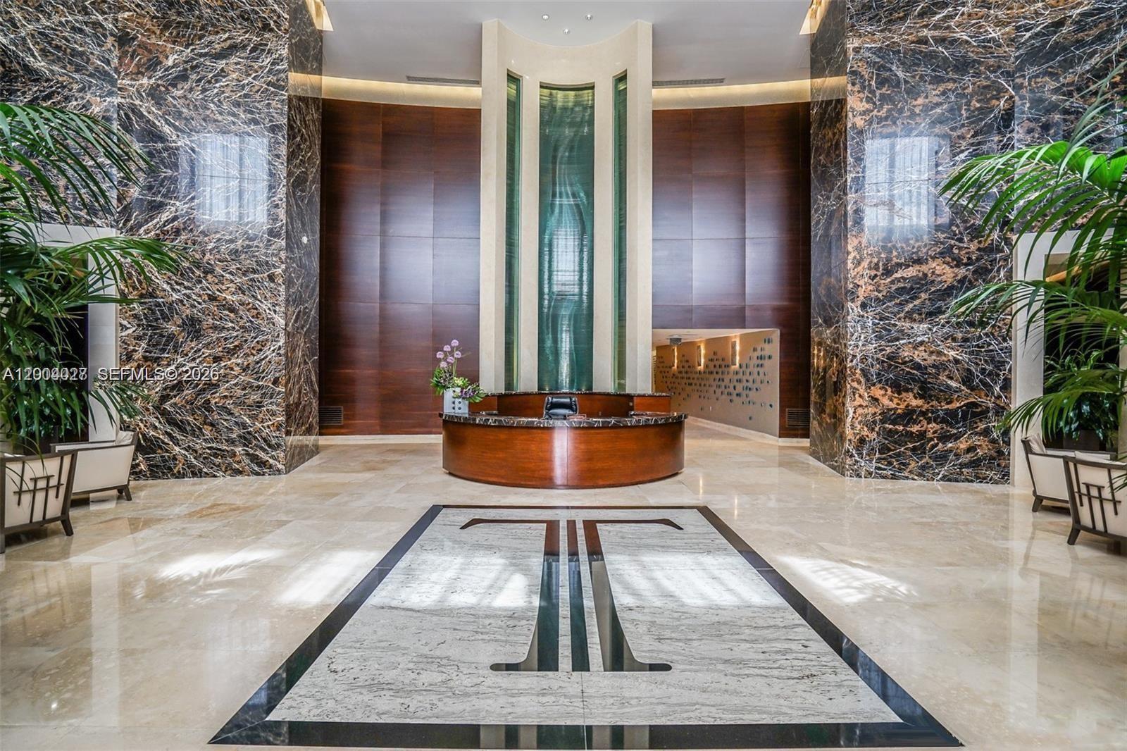 image Trump Tower I11