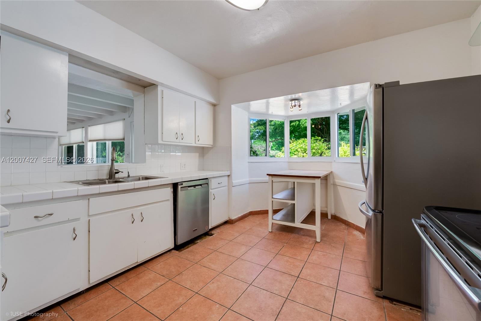 5889 Devonshire Blvd Miami, FL 33155