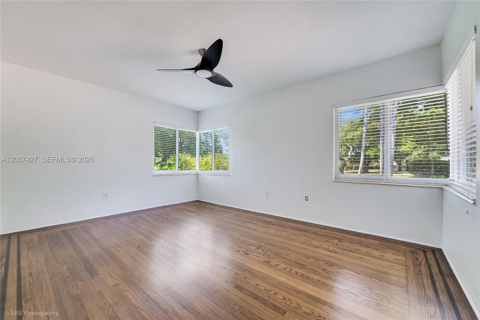 5889 Devonshire Blvd Miami, FL 33155