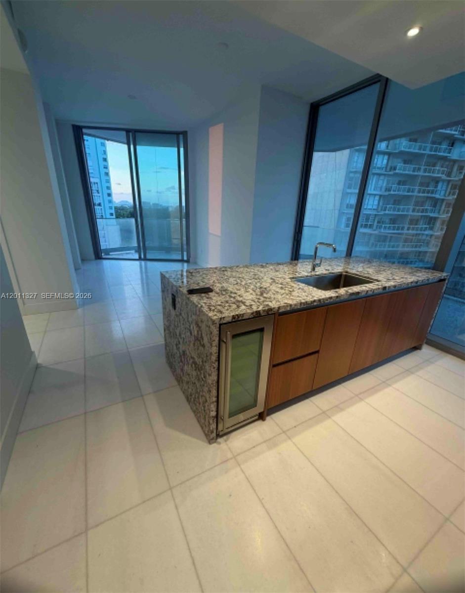 image Una Residences9