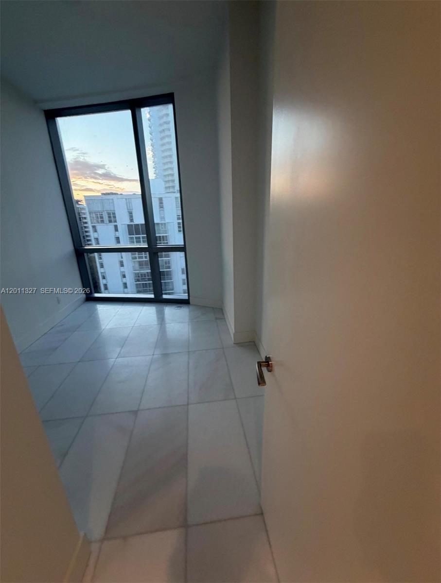 image Una Residences10